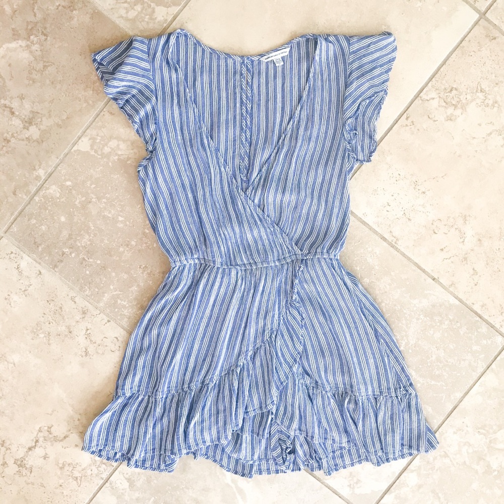 NWOT American Eagle Ruffled Pinstripe Romper - Picture 2 of 3